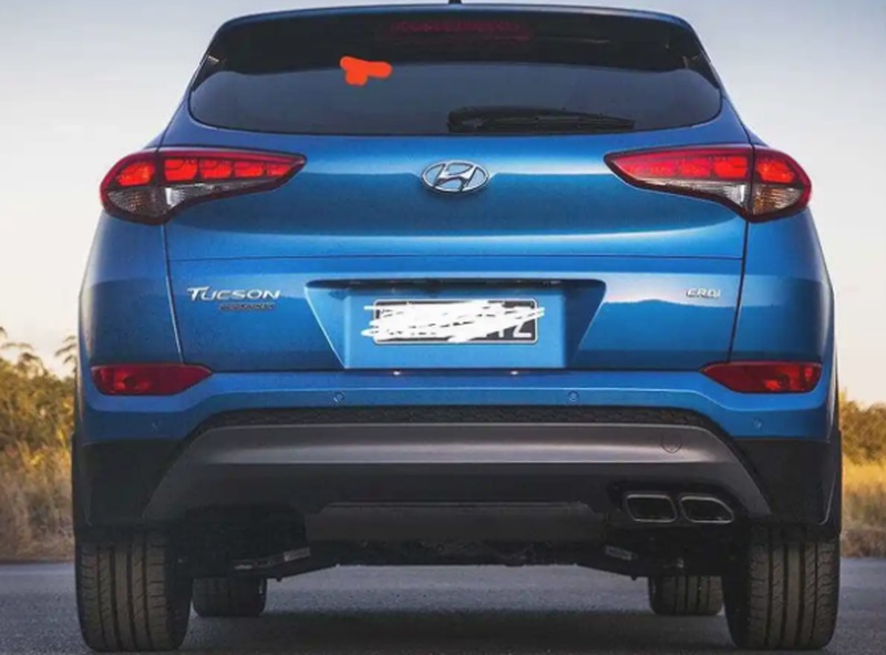 Заднее стекло от Hyundai Tucson